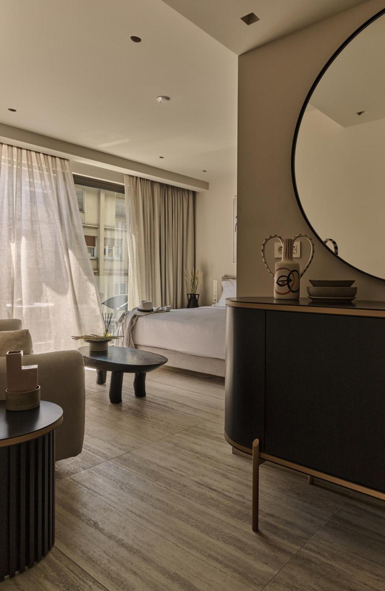 Vision Omonia, Hotel Athene