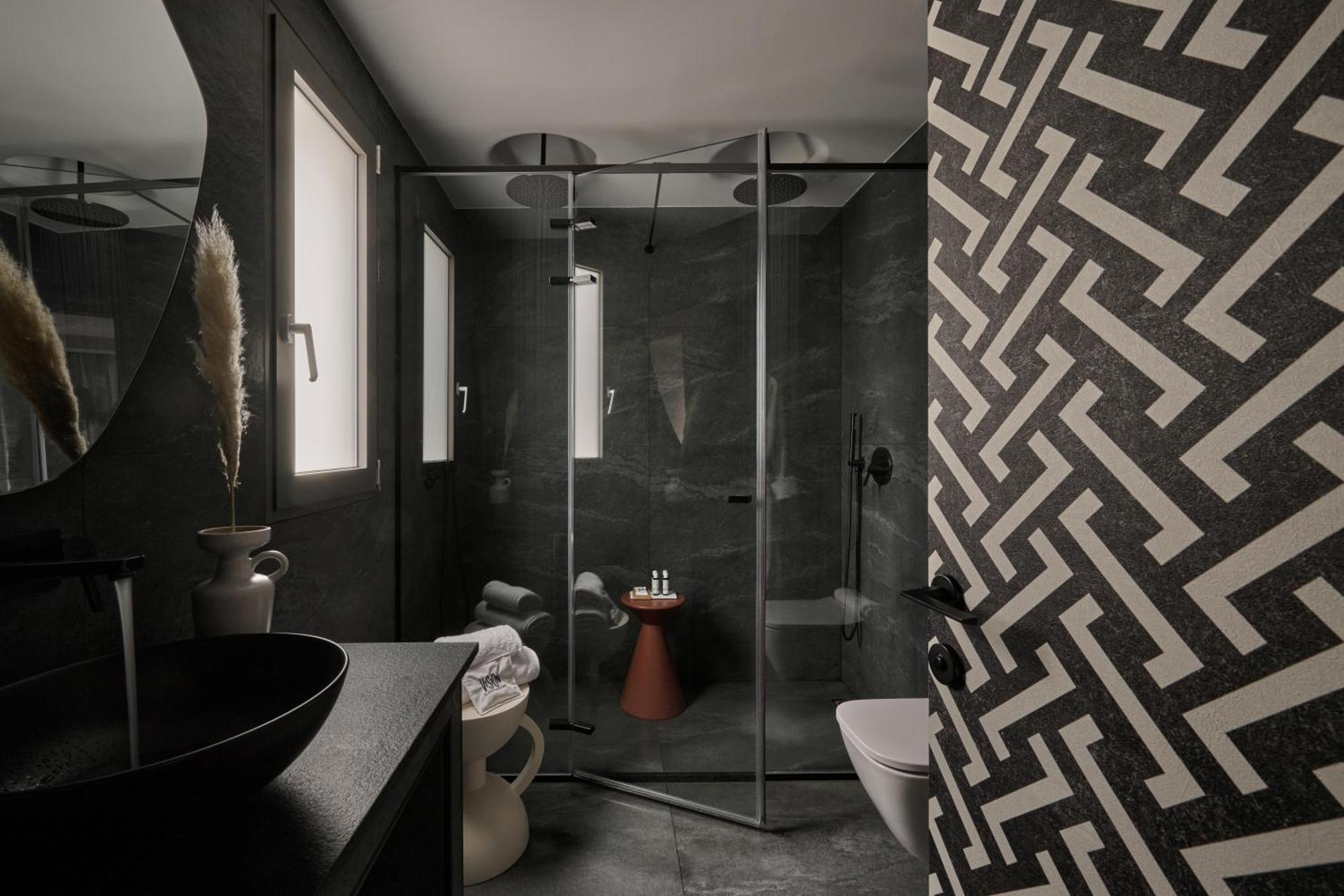 Vision Omonia, Hotel 4*