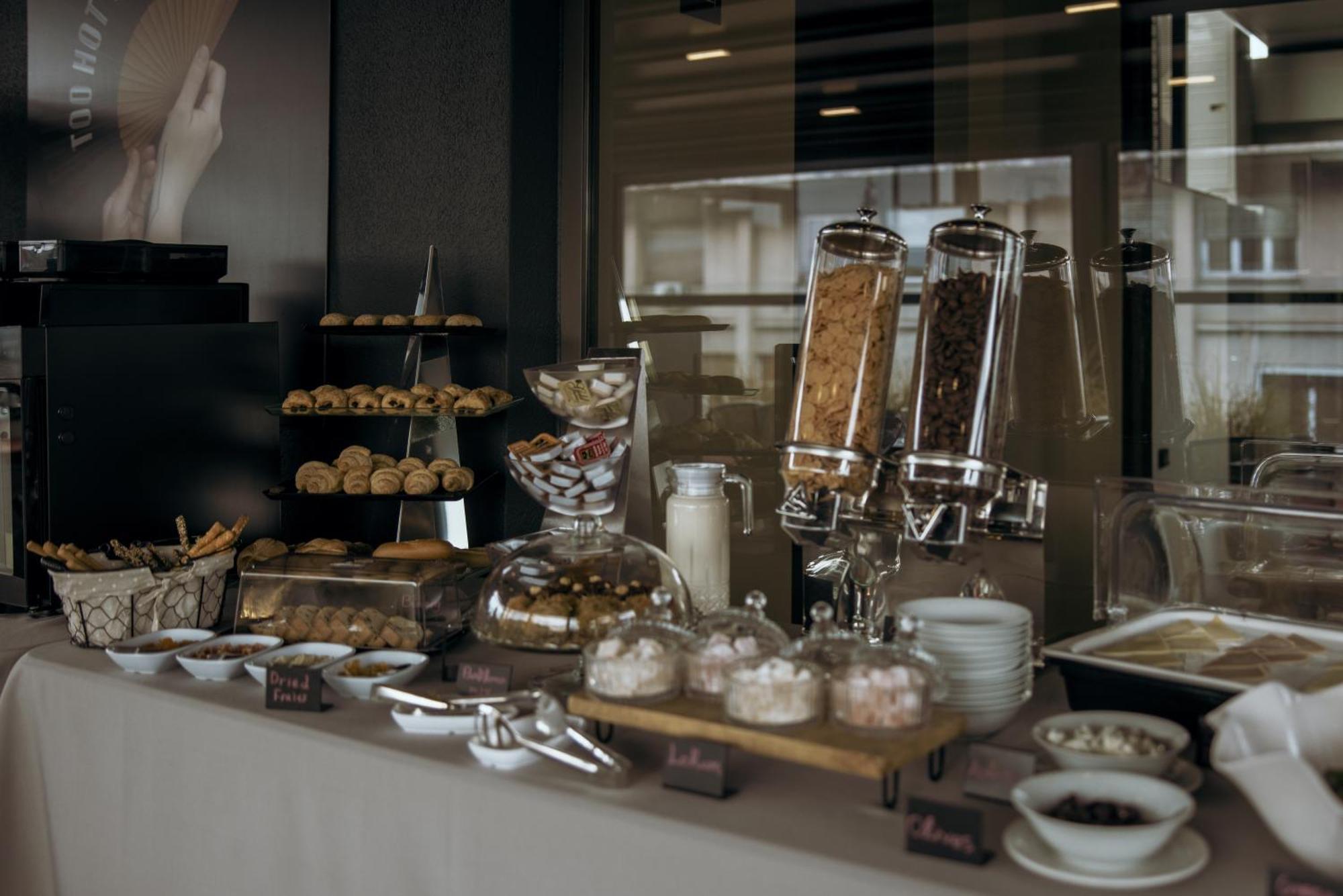 Vision Omonia, Hotel Athens