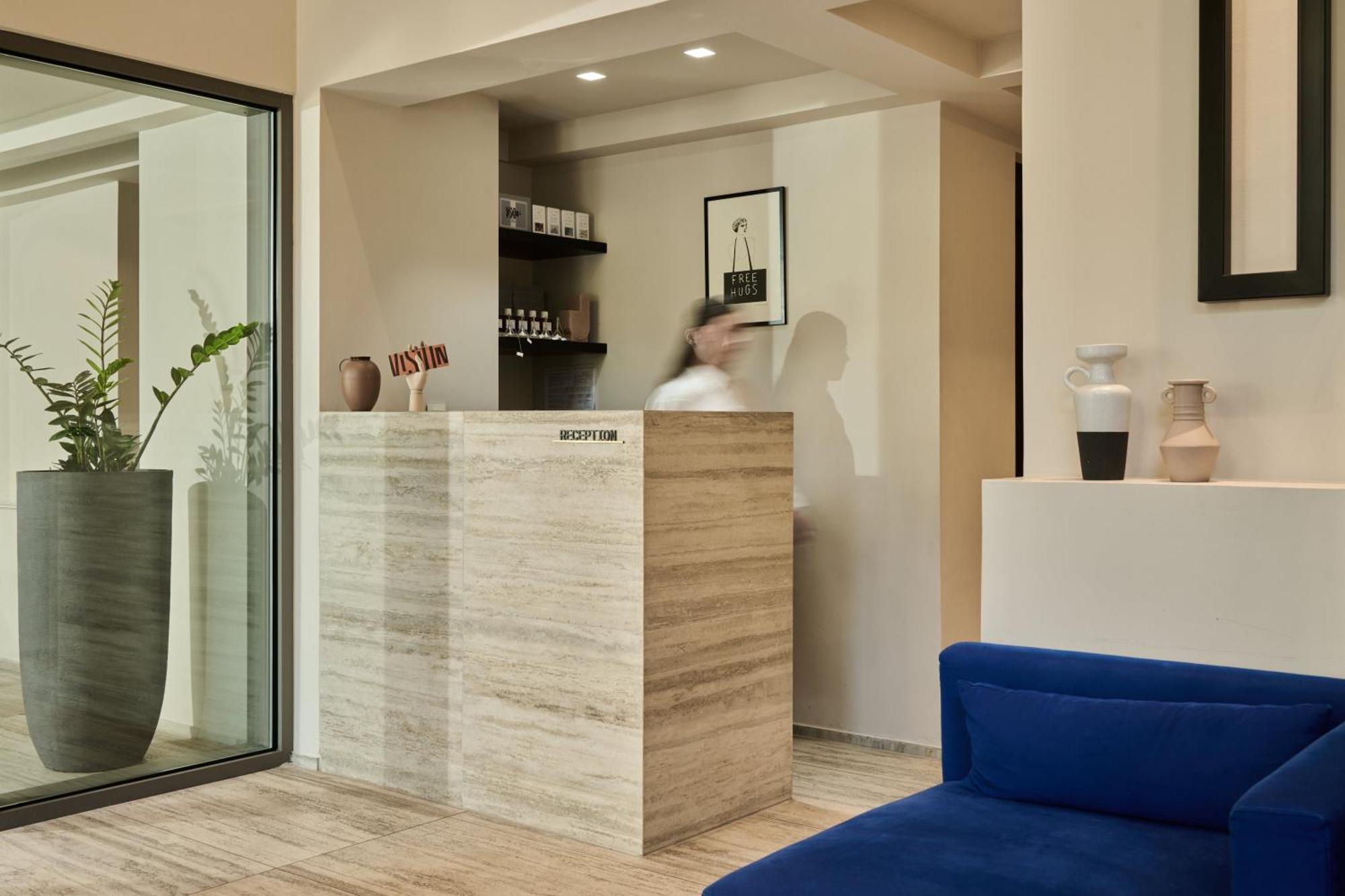 Vision Omonia, Hotel 4*